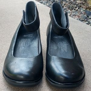 dansko jenna flat